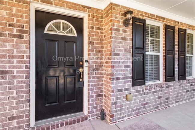 Building Photo - Beautiful 4 Bedroom House in Grayson!