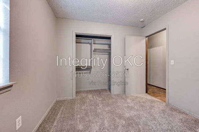 Building Photo - 5233 Coble St
