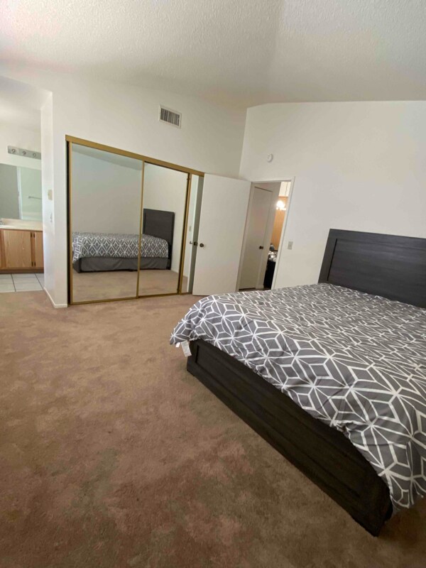 Foto del edificio - 1100 Rodeo Dr