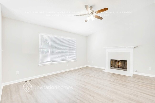Foto del edificio - 6358 Hillview Ln