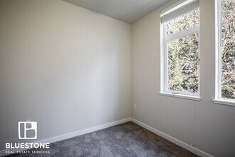 Interior Photo - The Woods on Marquam Hill