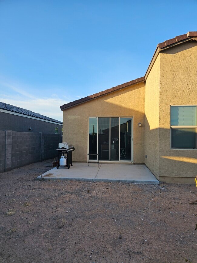 Building Photo - 7028 E Gamebird Way