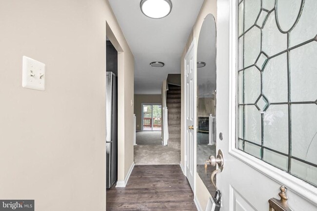 Building Photo - 6185 Little Valley Way