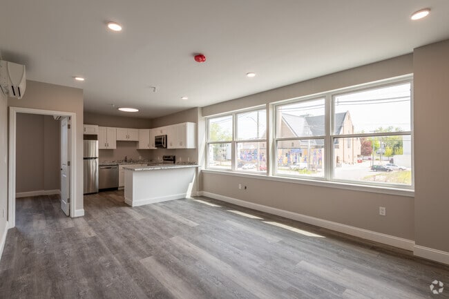 1HAB, 1BA - Residences at 530 and 540 Chestnut