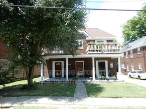Building Photo - 2360 Forest Ave