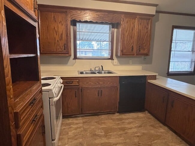 Foto del edificio - 1612 Maria Dr