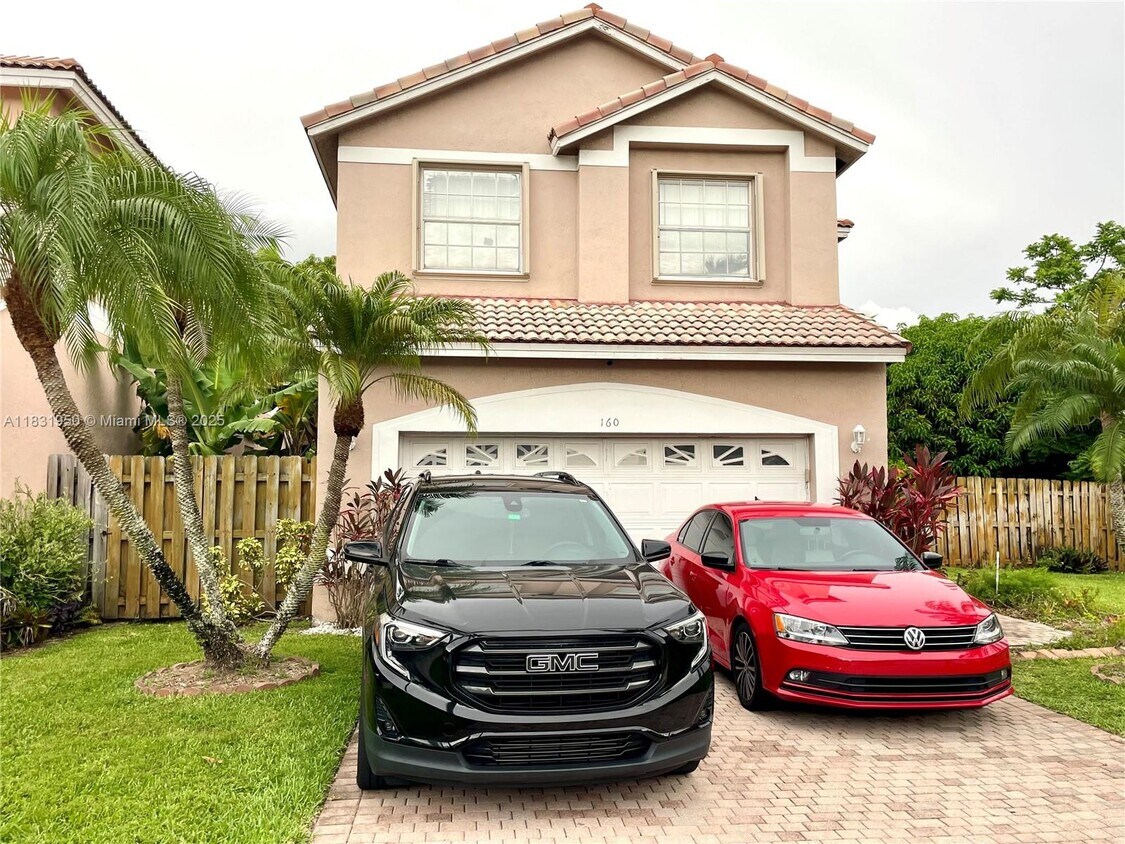 Foto principal - 160 NW 97th Ter