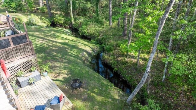 Building Photo - 127 Eagles Landing Dr