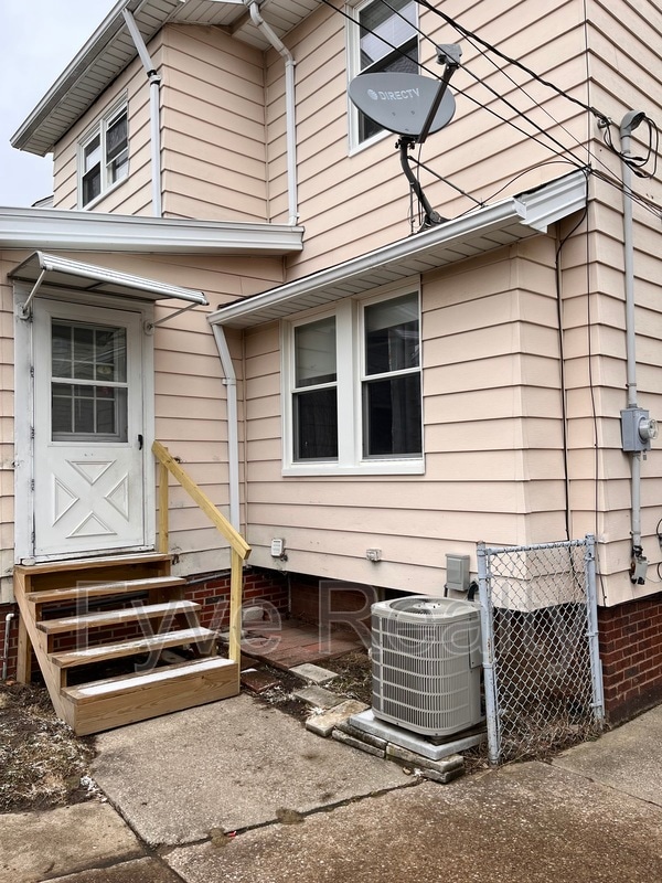Building Photo - 3488 W 118th St