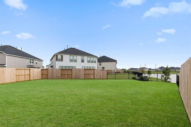 Building Photo - 5658 Amber Brook Ln