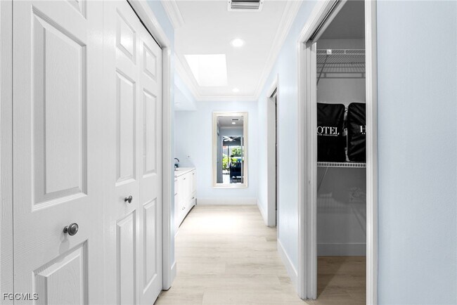 Foto del edificio - 2328 SE 27th St