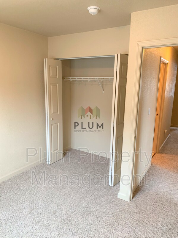 Foto del edificio - 519 Lafray Ln