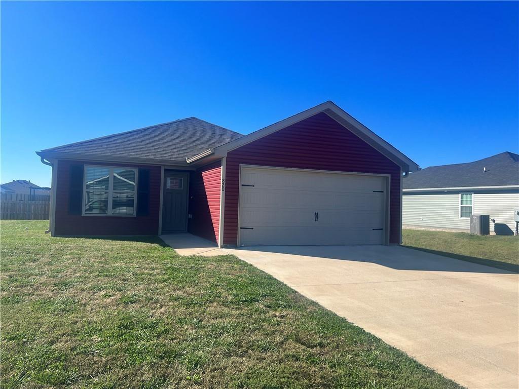 Foto principal - 820 S Parrot Ln
