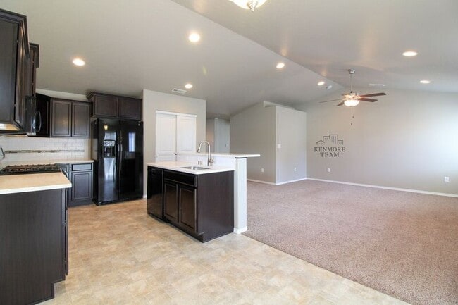 Building Photo - 2955 Cashmere Dr