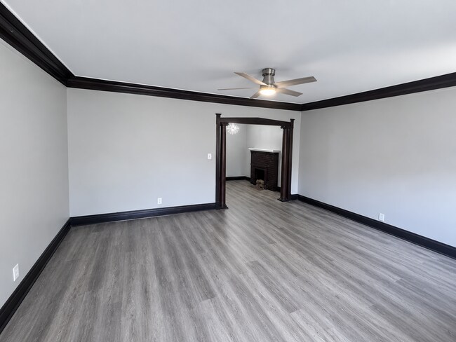 Foto del edificio - 6360 S Greenwood Ave