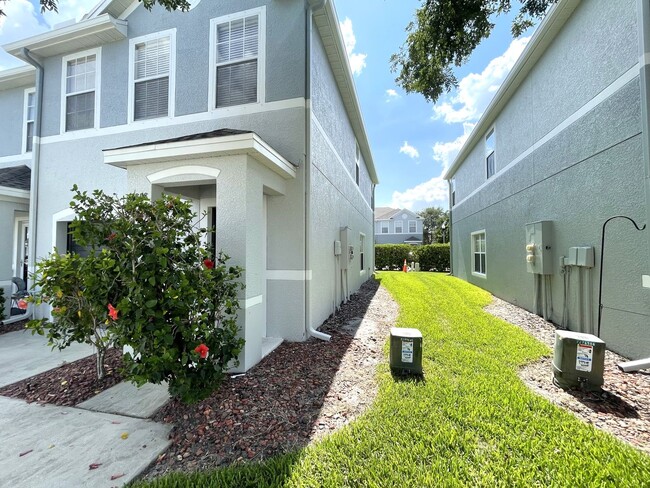 Building Photo - 6898 47th Ln N