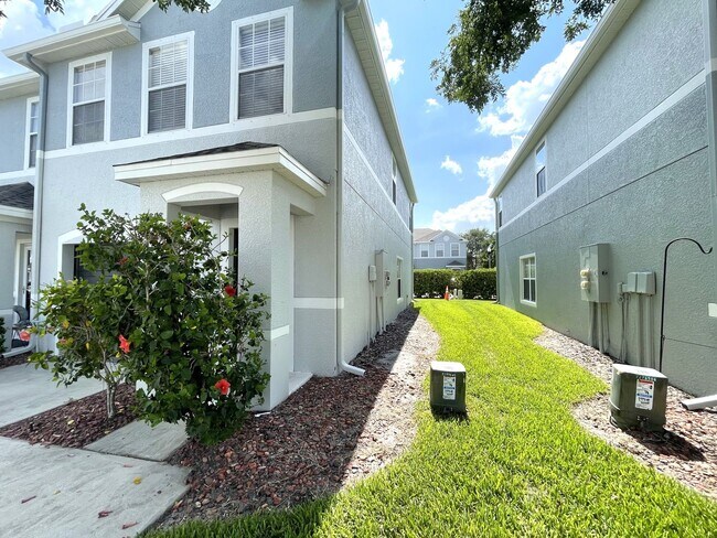 Foto del edificio - 6898 47th Ln N