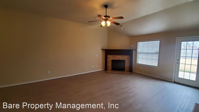 Building Photo - 221 Tecumseh Meadows Dr