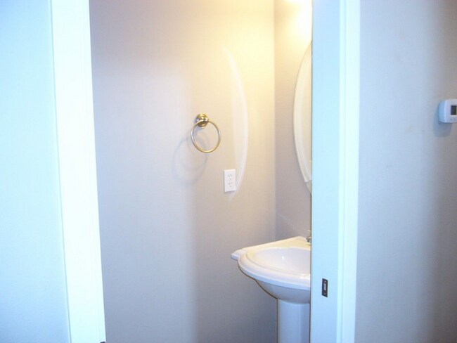 Foto del edificio - 5115 Balustrade Blvd SE