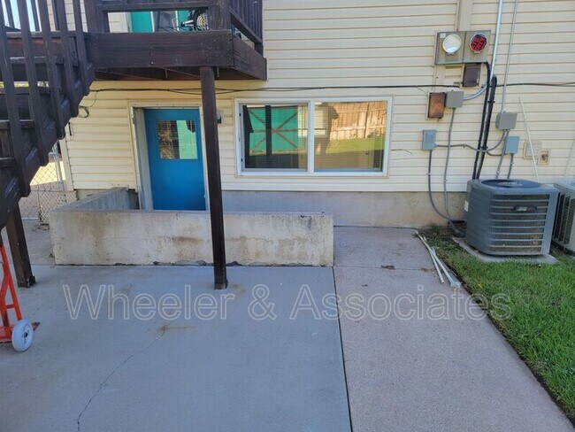 Building Photo - 4855 S 250 W