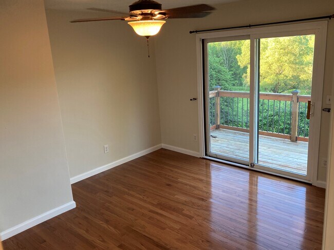Bedroom with private balcony - 3268 Pennsylvania Ave