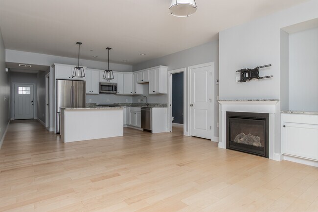 Building Photo - 34 Callaway Dr
