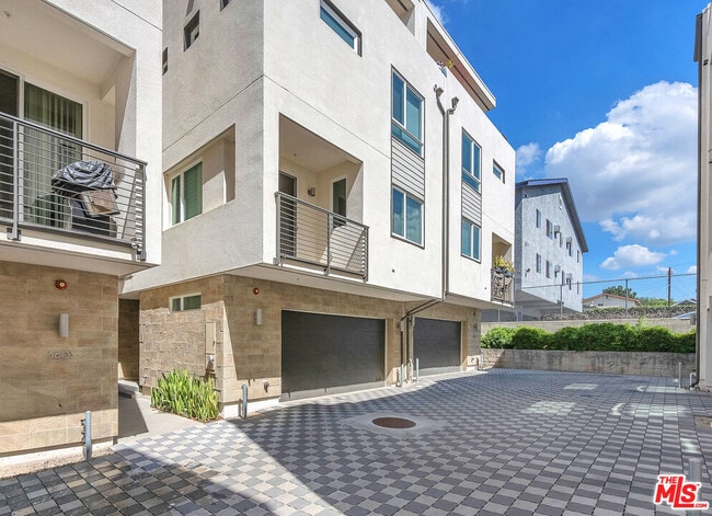 Foto del edificio - 5605 E Alloway Ct