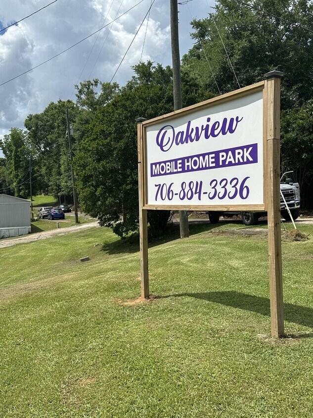 Foto del edificio - 2184 W Point Rd