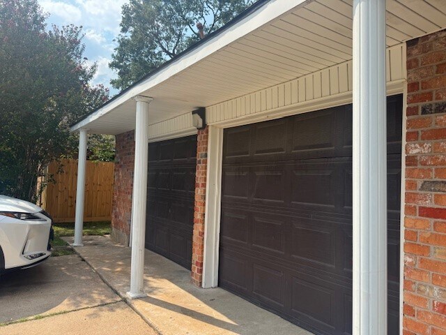 Foto del edificio - 2318 Lemonwood Ln