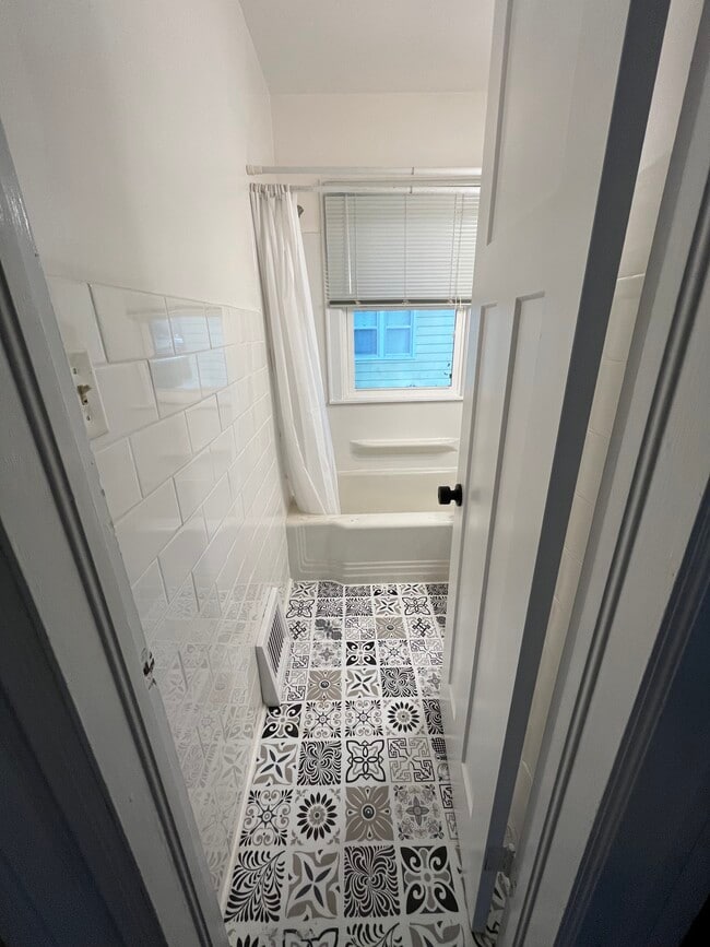 Foto del edificio - 327 Polk St