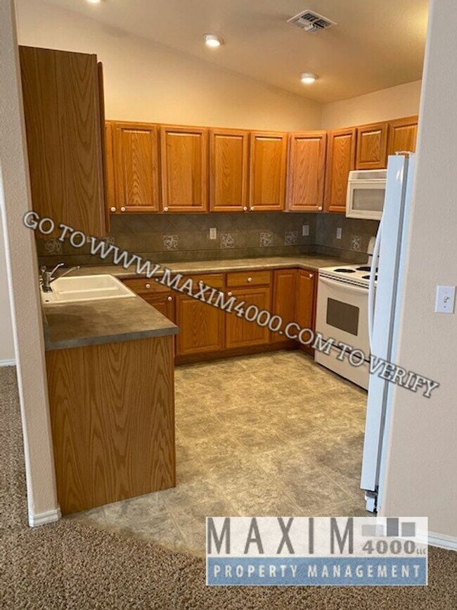Foto del edificio - 2499 Interlochen Ct