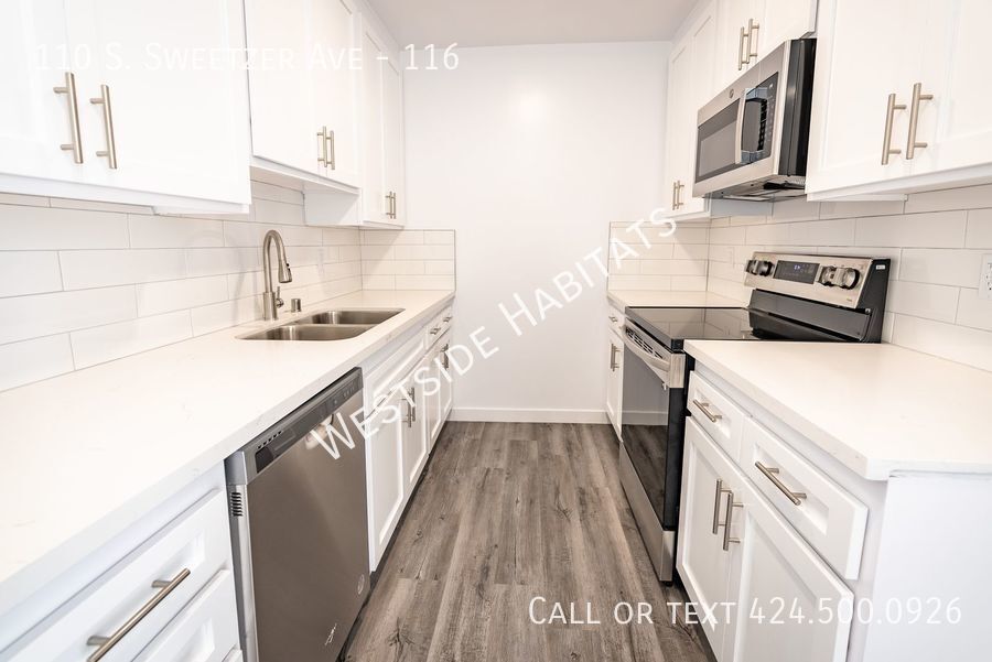 110 Sweetzer fully renovated b... Apartment for Rent in