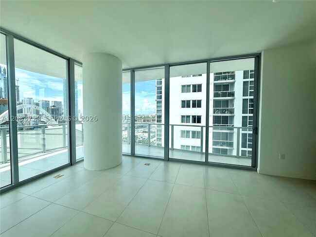 Building Photo - 1400 Biscayne Blvd