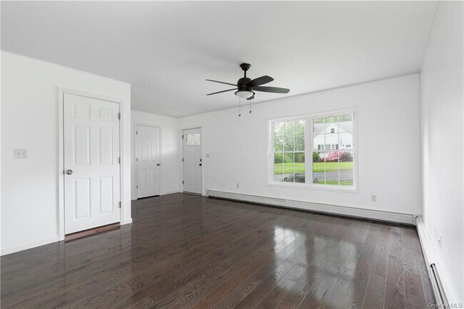 Foto del edificio - 80 W Dorsey Ln
