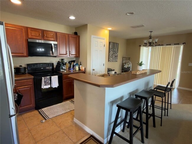 Building Photo - 2552 Aventurine St
