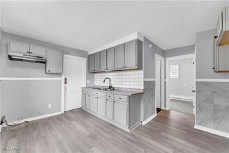 Building Photo - 12518 Erwin Ave