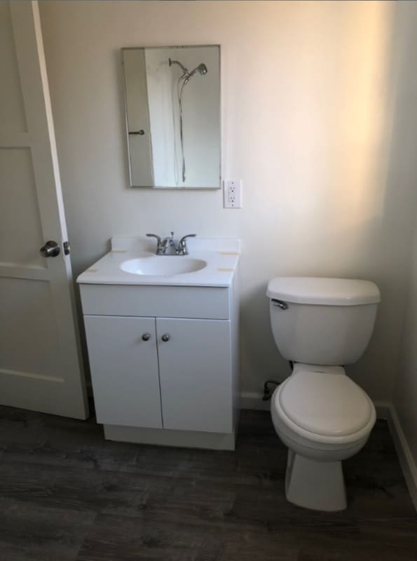 Building Photo - 4851 Bell Ave