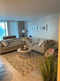 Foto principal - 16546 NE 26th Ave
