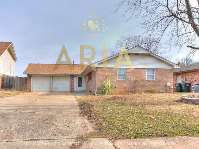 Building Photo - AMAZING 4 BEDROOM/2 BATH SINGLE FAMILY HOM...