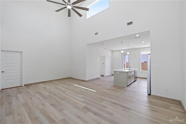 Foto del edificio - 1218 N Lincoln Ave