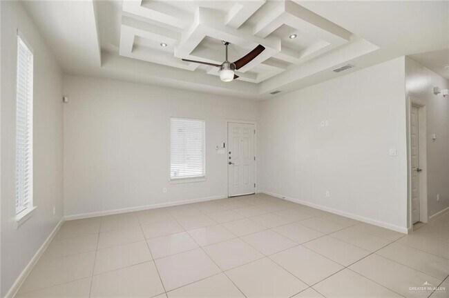 Building Photo - 1716 W Garrison Dr