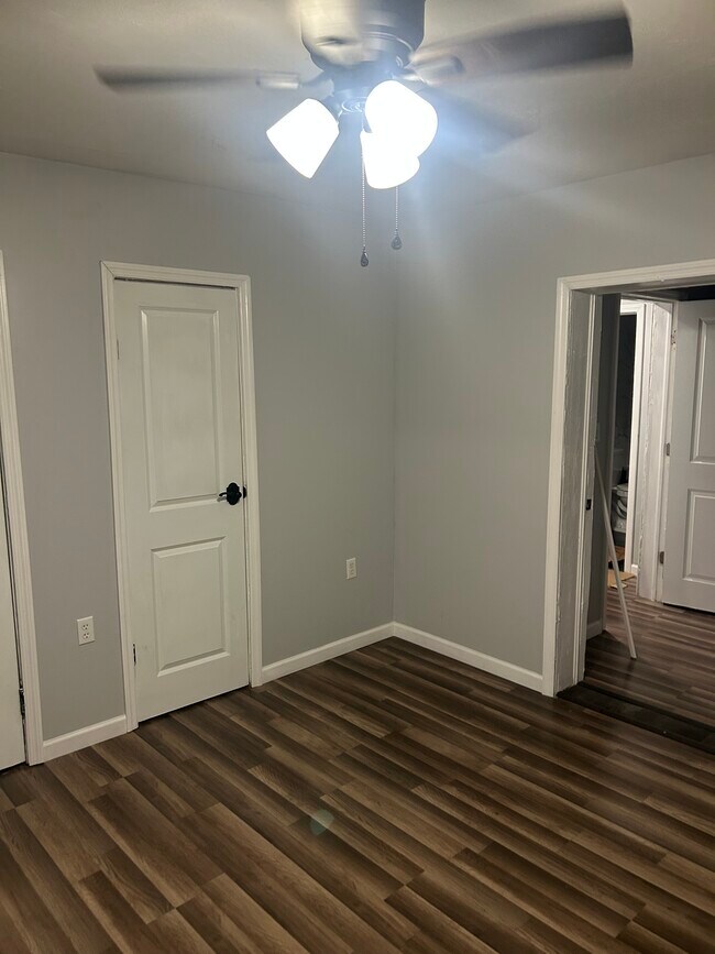 Foto del edificio - 1339 Jackson Ln