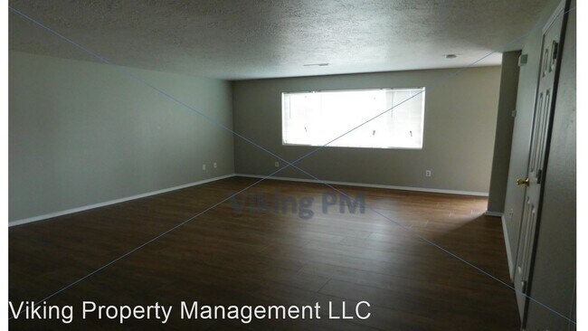 Building Photo - 923-947 NW Claypool St