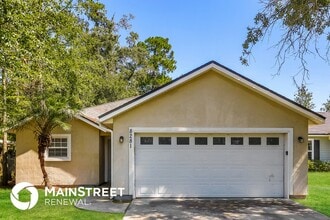 Building Photo - 8281 Maple St