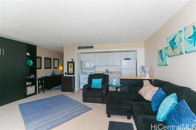 Building Photo - 84-740-740 Kili Dr