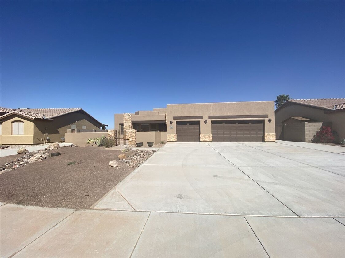 11780 E 27th Pl, Yuma, AZ 85367 House for Rent in Yuma, AZ