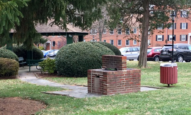 Foto del edificio - 2204 Washington Ave