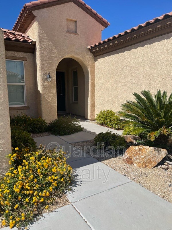 Building Photo - 2334 Sandstone Cliffs Dr