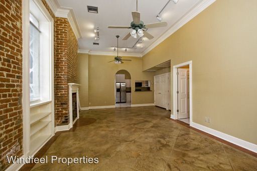 Building Photo - 867 Camp St