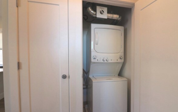 Building Photo - 198 Washington St